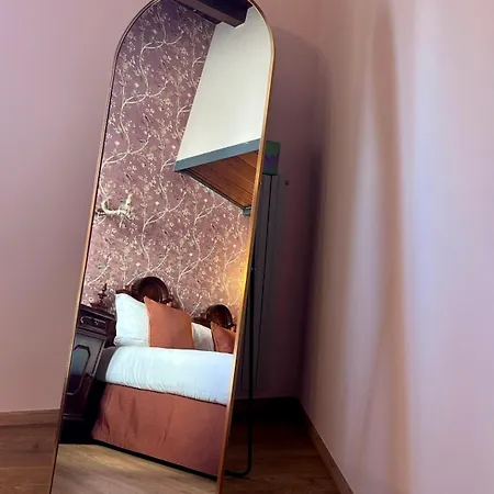 Da Pardis Via Broseta Guest house 3*