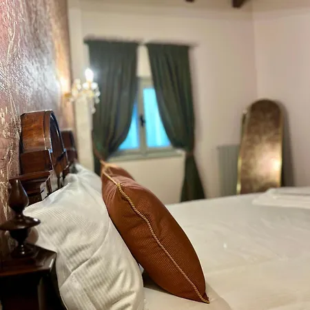 Da Pardis Via Broseta 3*