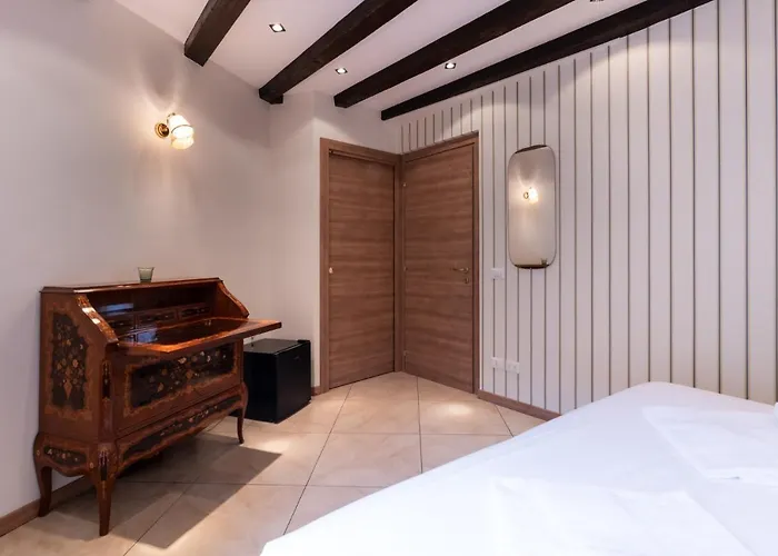 Guest house Da Pardis Via Broseta 3*