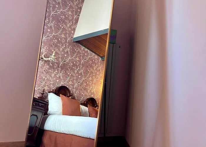 Da Pardis Via Broseta Гостьовий будинок 3*