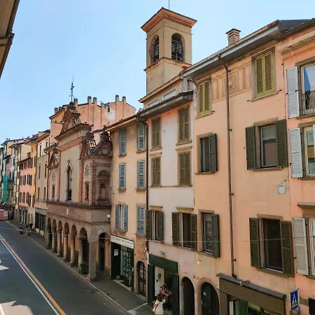 Da Pardis Via Broseta Πανσιόν 3*