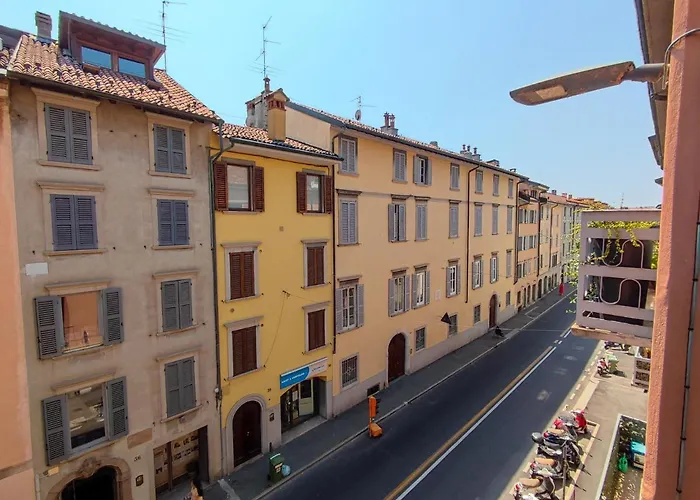 Πανσιόν Da Pardis Via Broseta 3*