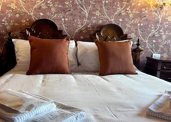 Da Pardis Via Broseta Πανσιόν