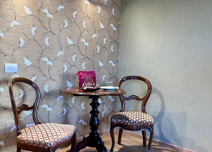 Da Pardis Via Broseta 3*